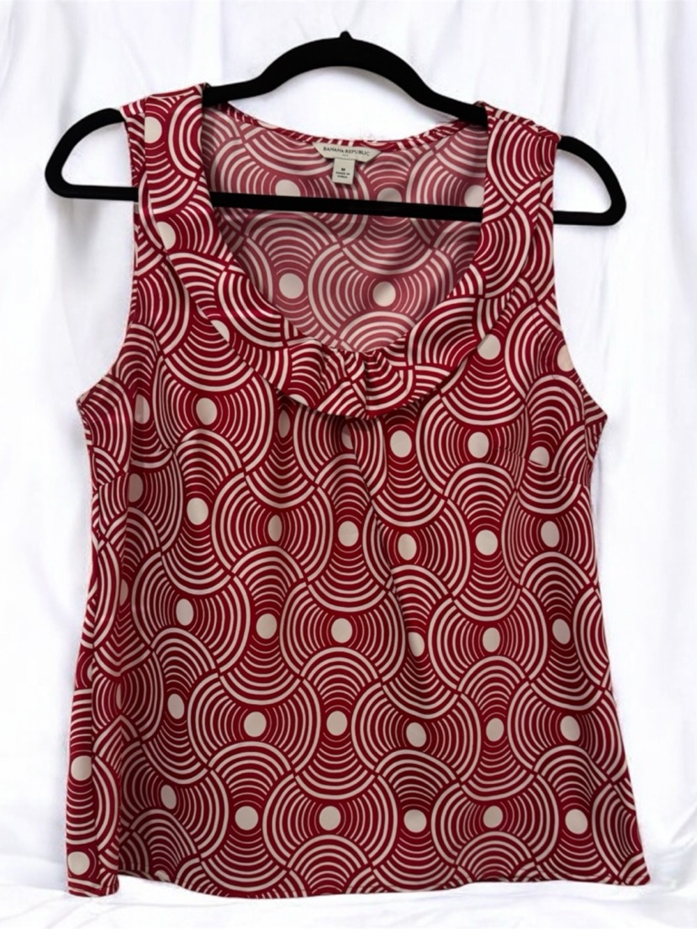 Banana Republic Red and Cream Geometric Sleeveless Camisole